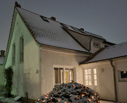 Rosengarten Ferienhaus im Winterschlaf